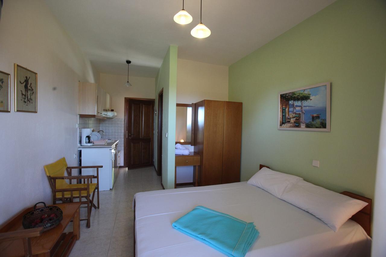 Elena Apartments & Studios Vourvourou Eksteriør billede